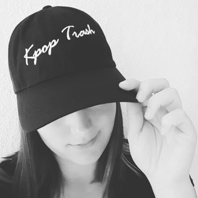 Profile Picture of Kim Schlegel (@kimchiibae) on Twitter