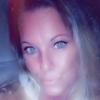 Profile Picture of Jennifer Packard (@Jennife29015122) on Twitter