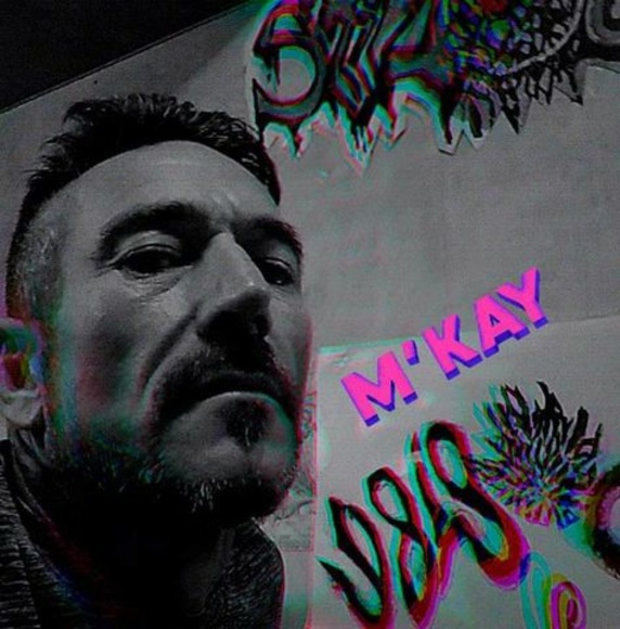 Profile Picture of Daniel Carlile (@danielcarlile) on Poshmark