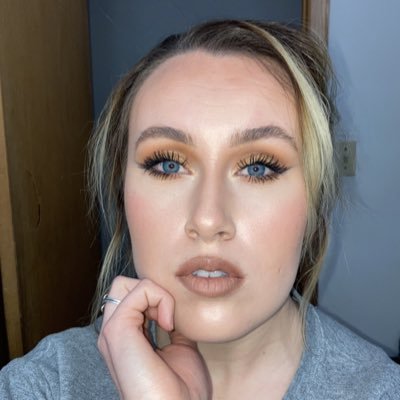 Profile Picture of Hannah Kate Hutson (@hannie_boo_boo) on Twitter