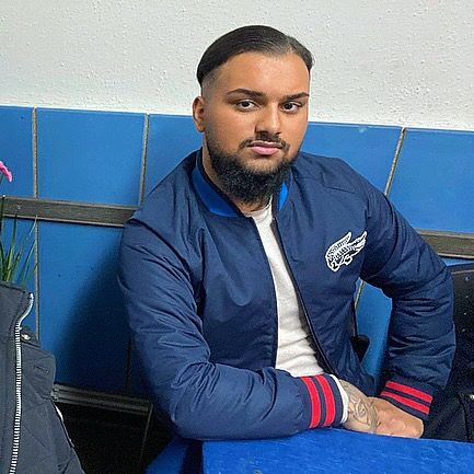 Profile Picture of David (@david.cks) on Tiktok