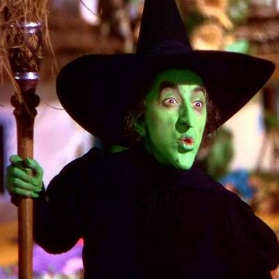 Profile Picture of Claudia G Bradley (@ClaudiaofOz) on Twitter