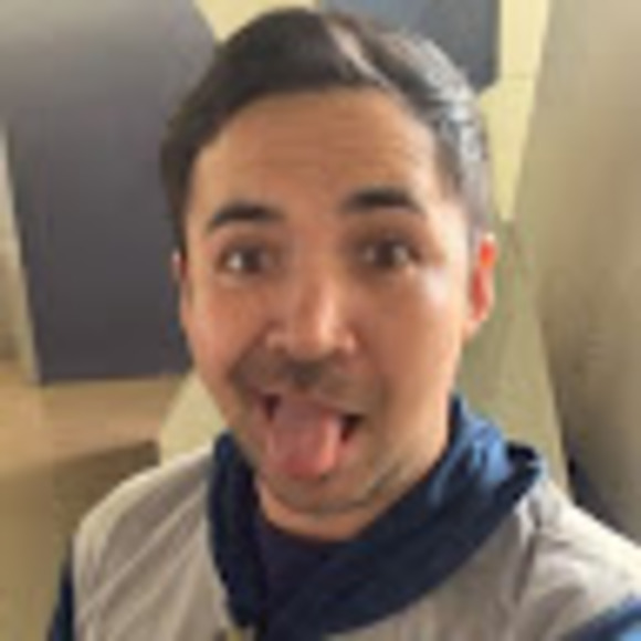 Profile Picture of Toph Stitzell (@topherbfong) on Poshmark