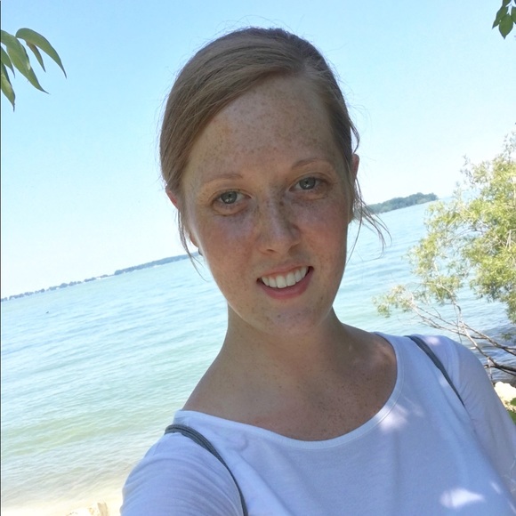Profile Picture of Lorna Crosley (@chatty721) on Poshmark