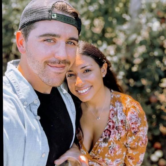 Profile Picture of Alexandria Ginnane (@aginnane) on Poshmark