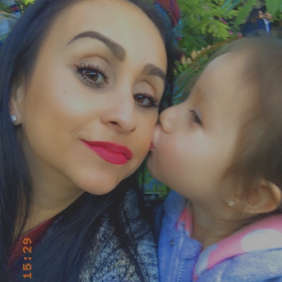 Profile Picture of Florecita Tostado (@florecita29) on Poshmark