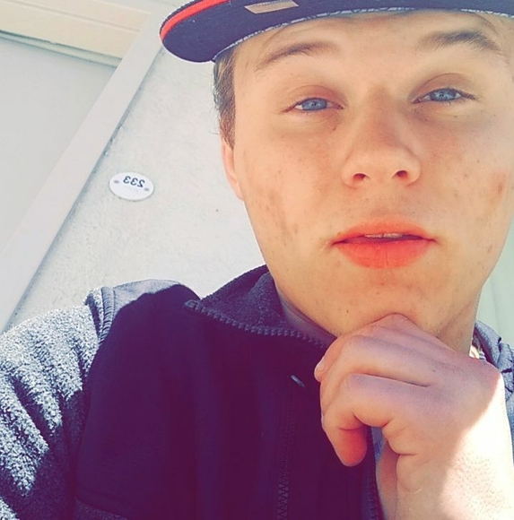 Profile Picture of Isaac Jones (@isaajones6) on Poshmark