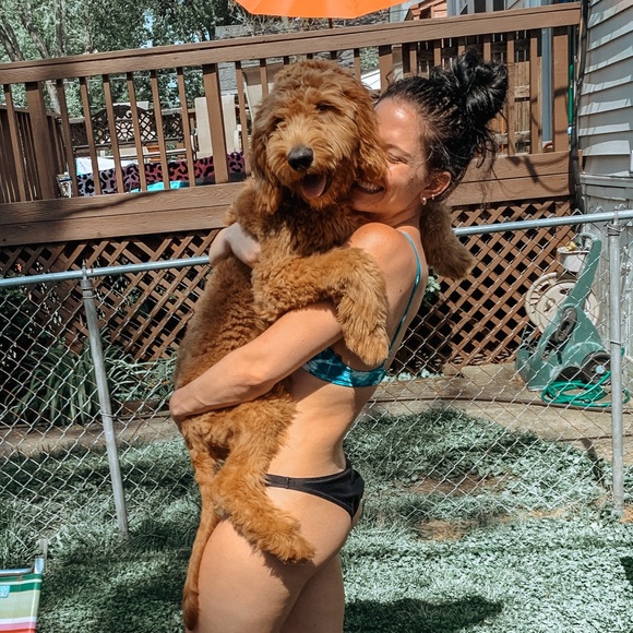 Profile Picture of Ally Stickles (@ally_stickles) on Poshmark