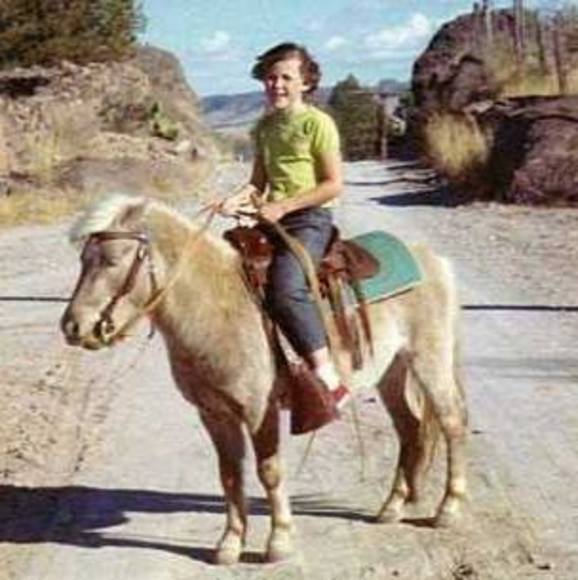 Profile Picture of Paula Brunson (@pjb755) on Poshmark