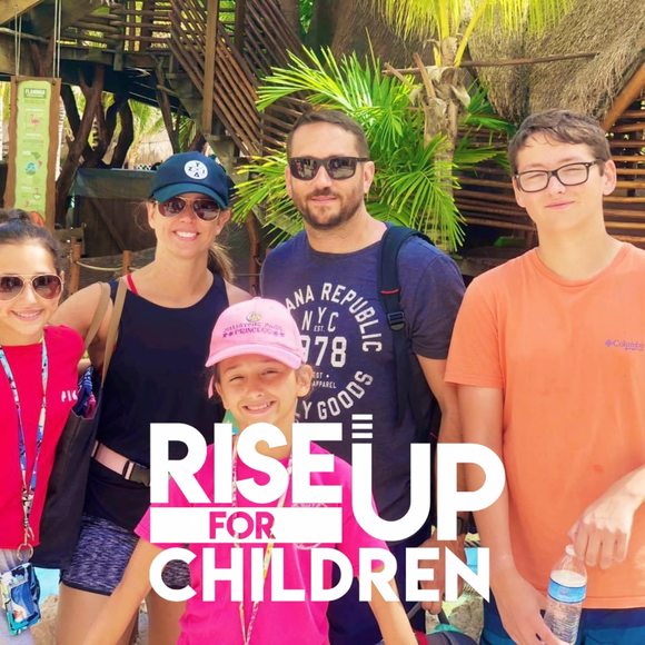 Profile Picture of Cheri Thompson (@thethompsons15) on Poshmark