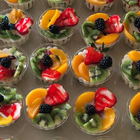 Profile Picture of Imelda Jauregui (@imeldajauregui) on Poshmark