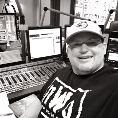 Profile Picture of Scott Evans (@ScottEvansOnAir) on Twitter