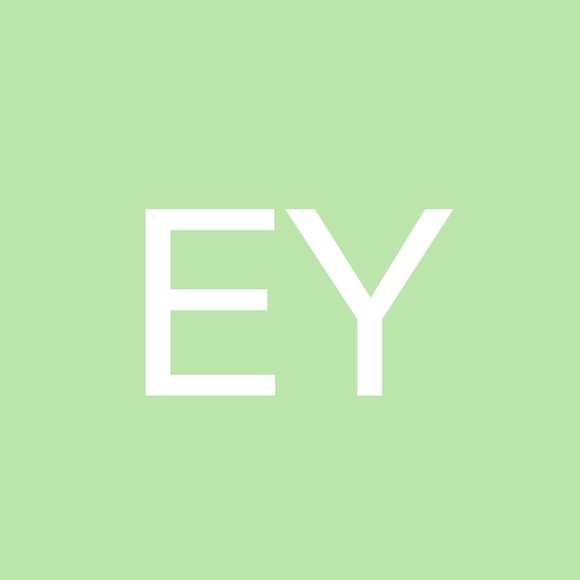 Profile Picture of Erica Yoon (@eyoon) on Poshmark