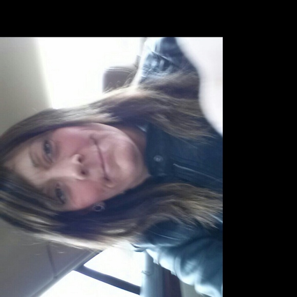Profile Picture of Marette Willems (@marettek) on Poshmark