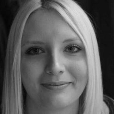 Profile Picture of Lisa Garside (@LisaLGarside) on Twitter