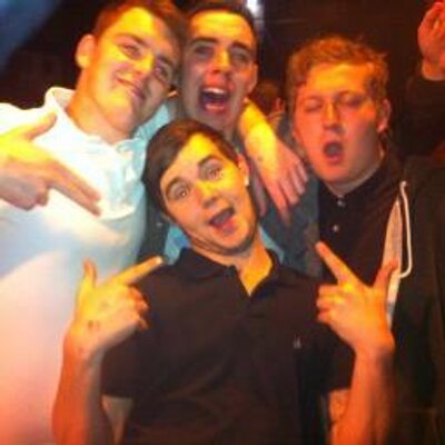 Profile Picture of -EllisCollins- (@EllisCollins94) on Twitter