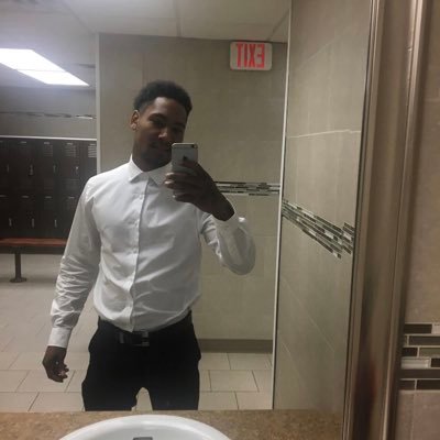 Profile Picture of Ian Burke (@IanBurk55238334) on Twitter