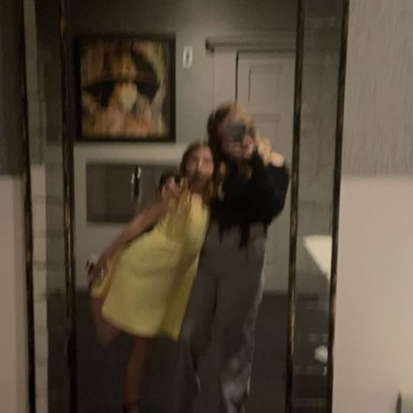 Profile Picture of Dina Preiser (@dinapreiser) on Poshmark