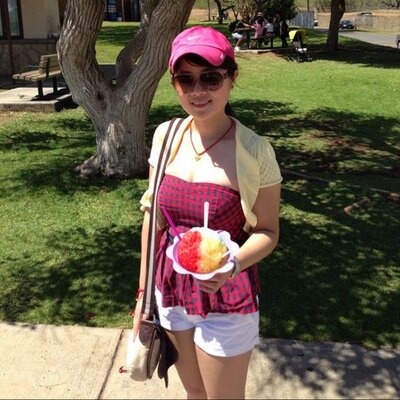 Profile Picture of Julia Dong (@Julia_Dong) on Twitter