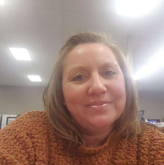 Profile Picture of Carla Thibodeaux (@gigi_carla) on Poshmark