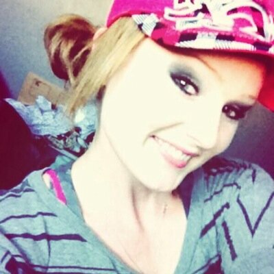 Profile Picture of Emily Craven (@emrcxoxo) on Twitter