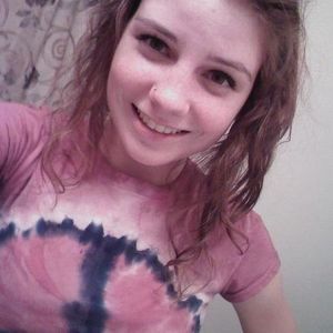 Profile Picture of Nicole Wall. (@nicolemarieee) on Myspace