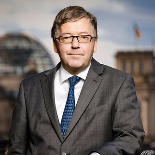 Profile Picture of Harold Jennings (@spitzhogan) on Twitter