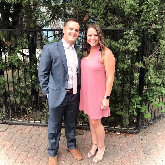 Profile Picture of Liz Sharp (@lizsharp23) on Poshmark