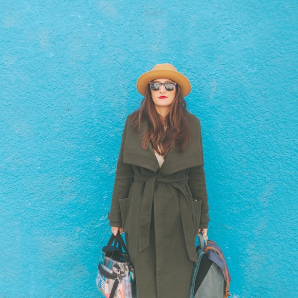 Profile Picture of Jen Vanderzalm (@jenvanderzalm) on Poshmark