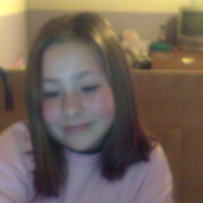 Profile Picture of Lea Tammy Halliday (@leppewrd) on Twitter