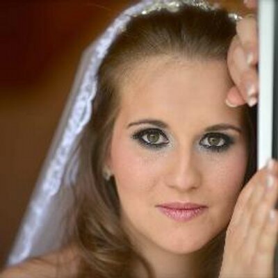 Profile Picture of Emina Ajanovic (@AjanovicEmina) on Twitter