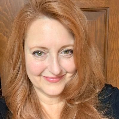 Profile Picture of Stephanie Reitz (@ReitzTweets) on Twitter
