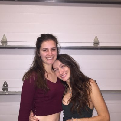 Profile Picture of Claire Mansfield (@cmansfieldxo) on Twitter