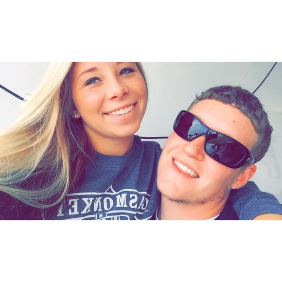 Profile Picture of Kelsey Wilhelm (@kelsey_wilhelm) on Poshmark