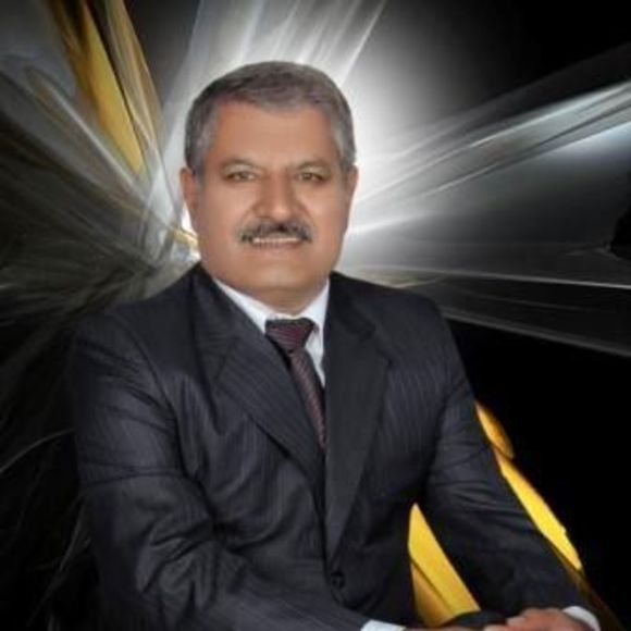 Profile Picture of Manouchehr Owraki (@mr_owraki) on Poshmark