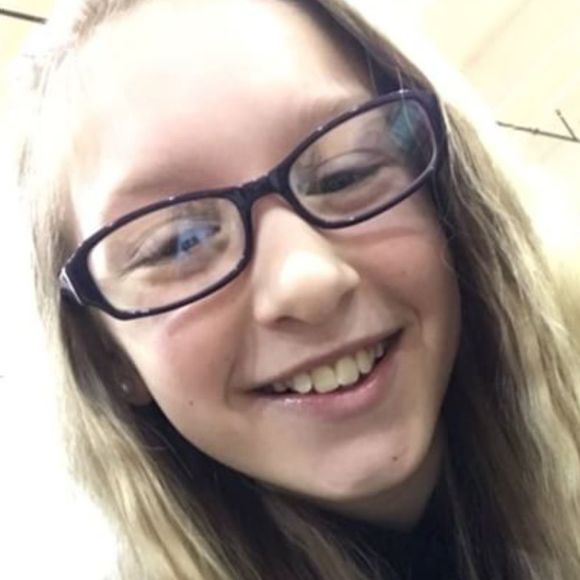 Profile Picture of Mackenzie Paul (@_itz_mack_) on Poshmark