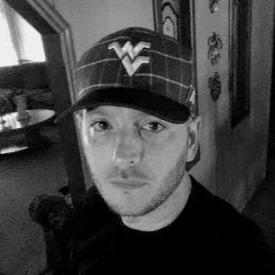 Profile Picture of Charles Mathis (@Charlie2up) on Twitter