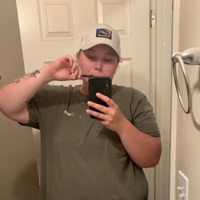 Profile Picture of T_hosse 💀 (@TaylorHosse) on Twitter