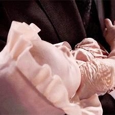 Profile Picture of Hope & Leia Swan-Jones (@leiaswanjones) on Twitter