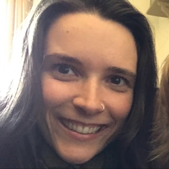 Profile Picture of Bonni Bergenn (@bjbergenn) on Poshmark