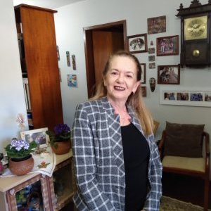 Profile Picture of Rosmeri Czerminski Larre (@LarreRosmeri) on Twitter