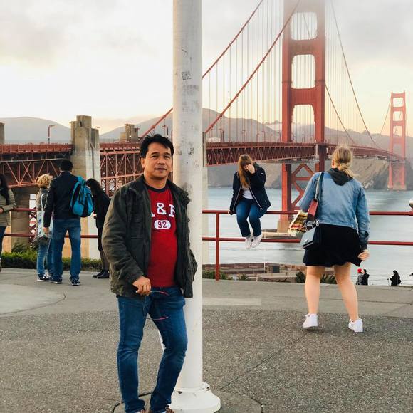 Profile Picture of Edward Sanchez (@evsanchez09) on Poshmark