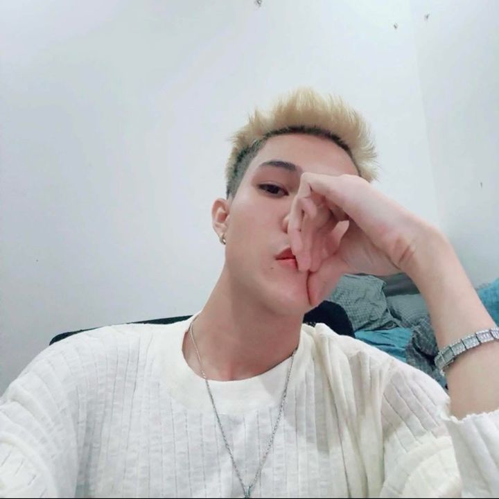 Profile Picture of HopeBin (@hope..bin) on Tiktok