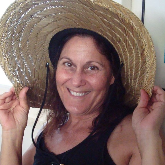 Profile Picture of Sheri Oravetz (@gdlfldy) on Poshmark