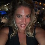 Profile Picture of Malory Neyedly (@lovelifethroughpassion) on Instagram