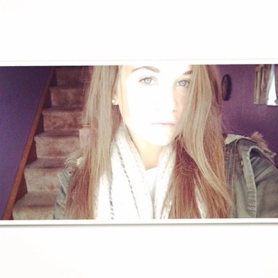 Profile Picture of Caseysands (@casey_sands_) on Twitter