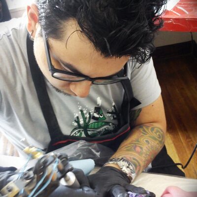 Profile Picture of Tony Cardell (@TonyCardellTAT2) on Twitter