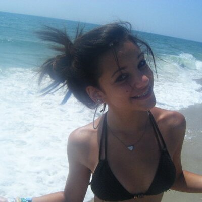 Profile Picture of Pam DeVito (@pamdevito) on Twitter