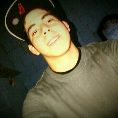 Profile Picture of Adrian Rendon (@AdriianR16) on Twitter