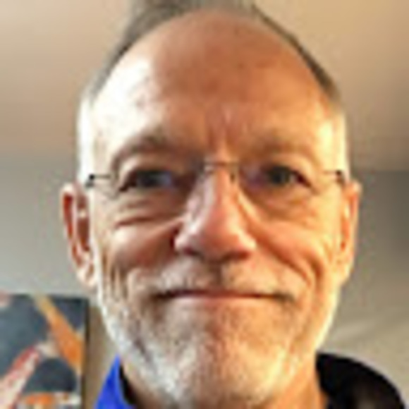 Profile Picture of Rob Holmgren (@robholmgren10) on Poshmark